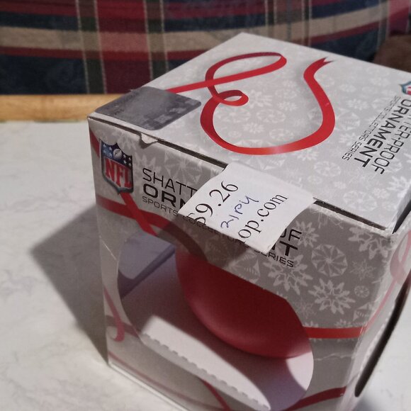 NEW San Francisco 49ers NFL Snowflake Shatter-Proof Ball Christmas Ornament - Picture 2 of 2